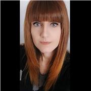 Laureata in formazione e sviluppo risorse umane, esperta in formazione, impartisce lezioni di italiano, storia, geografia, psicologia, sociologia per qualsiasi grado di studio anche universitario